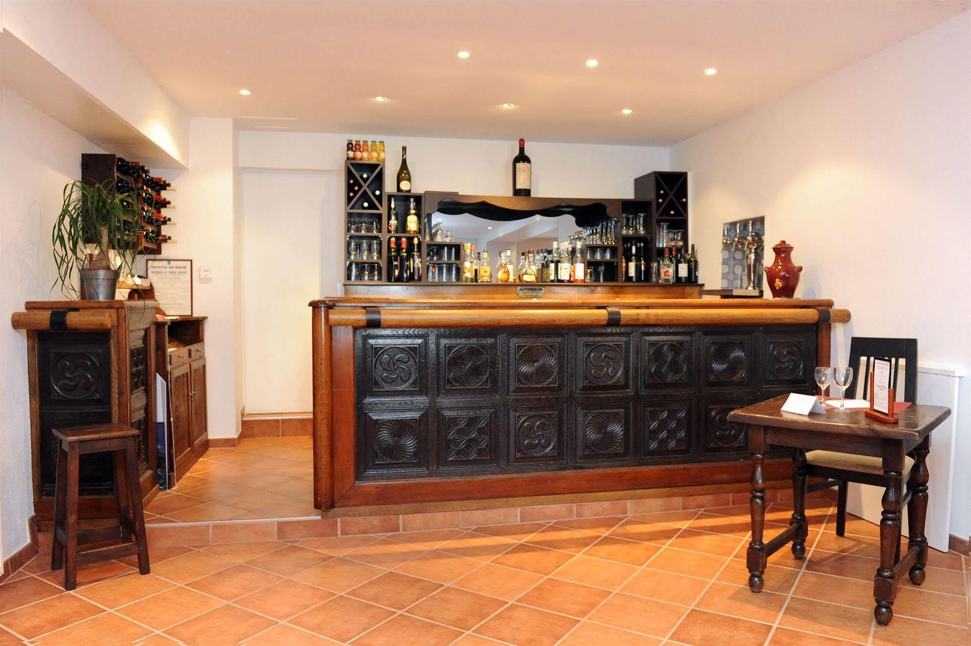 Hotel Restaurant & Spa La Maison Oppoca Aïnhoa Buitenkant foto